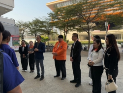 20250201151345(2).jpg - ท่านรองนายกให้โอวาทพร้อมให้กำลังใจนักเรียนชมรม TO BE NUMBER  ONE โรงเรียนเทศบาล๔ (เพาะชำ)เดินทางข้าร่วมการประกวดเยาวชนต้นเเบบเก่งเเละดี | https://tor4.ac.th/