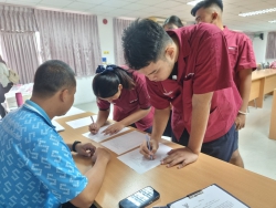 20250201152441(3).jpg - นักเรียนสาขาเตรียมวิศวกรรมศาตร์โรงเรียนเทศบาล ๔ (เพาะชำ) โครงการส่งเสริมการเรียนรู้เตรียมวิศวกรรมศาสตร์ | https://tor4.ac.th/