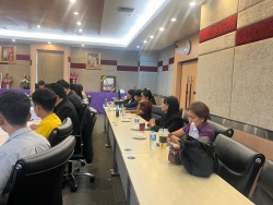 20231031182900.jpg - ผู้อำนวยการยกคณะหารือ มทร.อีสาน  | https://tor4.ac.th/