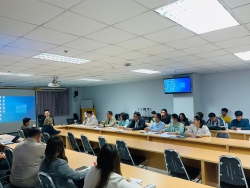 20231031182909.jpg - ผู้อำนวยการยกคณะหารือ มทร.อีสาน  | https://tor4.ac.th/