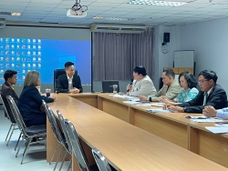 20231031182916.jpg - ผู้อำนวยการยกคณะหารือ มทร.อีสาน  | https://tor4.ac.th/