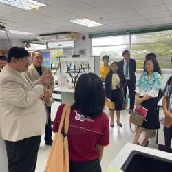 20231031182949.jpg - ผู้อำนวยการยกคณะหารือ มทร.อีสาน  | https://tor4.ac.th/