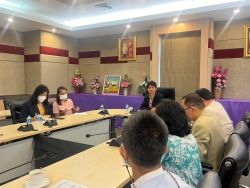 20231031183042.jpg - ผู้อำนวยการยกคณะหารือ มทร.อีสาน  | https://tor4.ac.th/