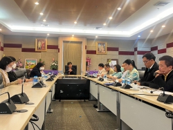 20231031183047.jpg - ผู้อำนวยการยกคณะหารือ มทร.อีสาน  | https://tor4.ac.th/