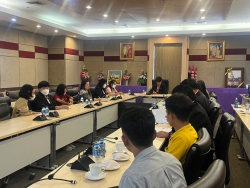 20231031183059.jpg - ผู้อำนวยการยกคณะหารือ มทร.อีสาน  | https://tor4.ac.th/