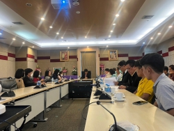 20231031183100.jpg - ผู้อำนวยการยกคณะหารือ มทร.อีสาน  | https://tor4.ac.th/